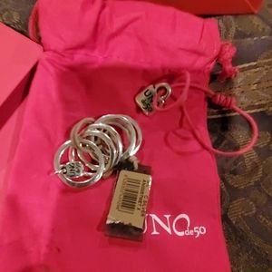 Uno de 50 duo gorgeous ring  and adj beaded bracelet firm thanks